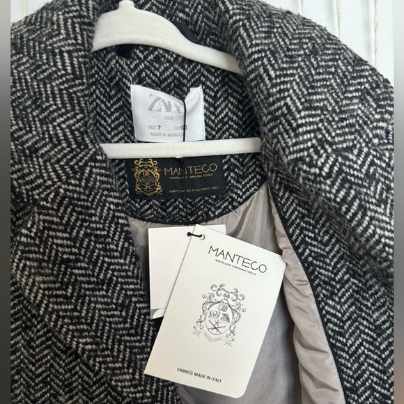 Zara Kids Wool Herringbone Manteco Peacoat. Size 7 - Picture 2 of 3